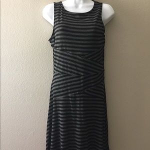 Market & Spruce Dress